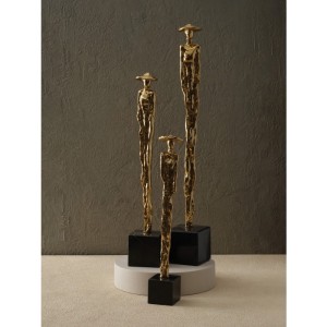 Küp Kaideli Pirinç Şapkalı Kadınlar